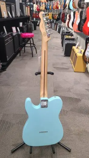 Fender - 014-0217-504 2