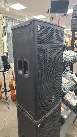 Yorkville Sound - EF15P 2