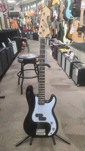 OSCAR SCHMIDT MINI P-BASS STYLE BLK