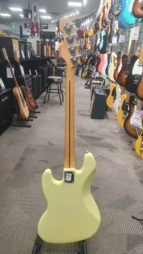 Fender - 014-0480-561 2