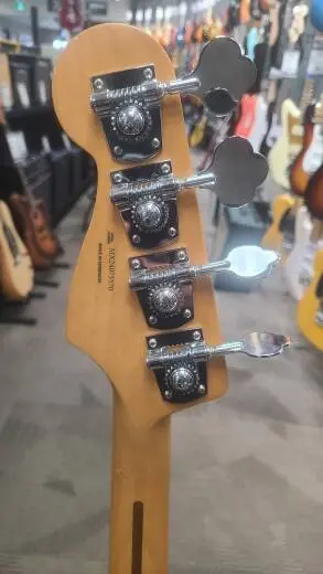 Fender - 014-0480-561 2