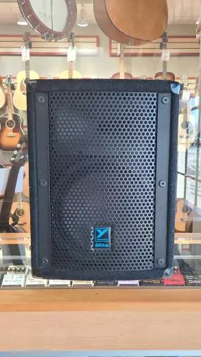 Yorkville Sound - E10P