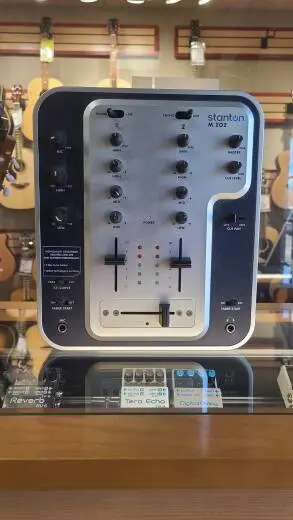 STANTON 2-CH MIXER