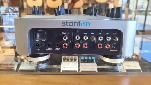STANTON 2-CH MIXER 2