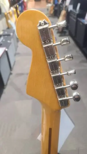 Fender - 011-0232-849 2