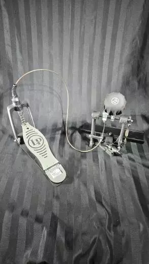 Latin Percussion - LP1500 2