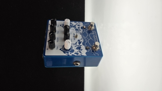 Store Special Product - EarthQuaker Devices - EQDARV2
