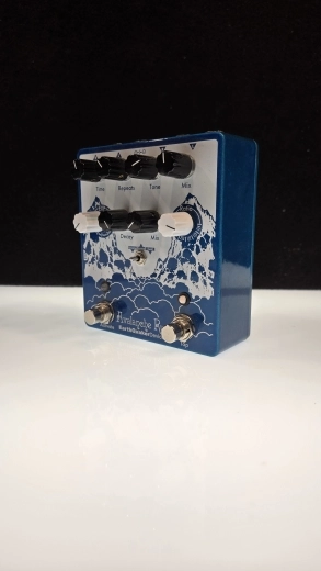 Store Special Product - EarthQuaker Devices - EQDARV2