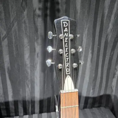 Danelectro - D59M-BLACK 2