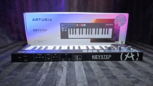 Arturia - KEYSTEP BK 3