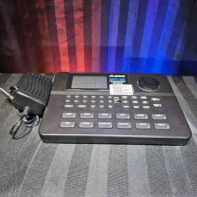 Alesis - SR-16