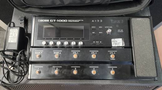 Store Special Product - BOSS - GT-1000