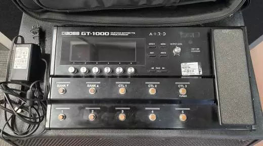 BOSS - GT-1000 2
