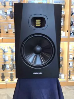 ADAM Audio - AD-T8V