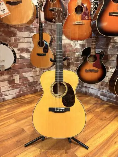 Martin Guitars - 000-EC