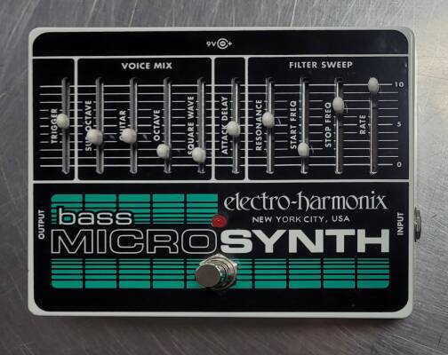 Electro-Harmonix Bass Micro Synth Pedal | Long & McQuade