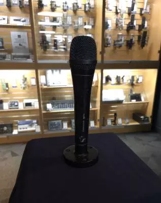Sennheiser - E945