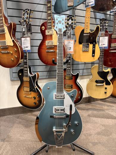 Store Special Product - Gretsch Guitars 140th Anniversary Penguin