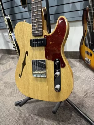 Fender Custom Shop Artisan Korina Telecaster 3