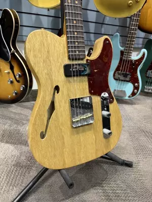 Fender Custom Shop Artisan Korina Telecaster 4