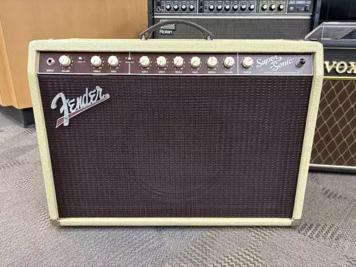 Store Special Product - Fender - 216-0000-400