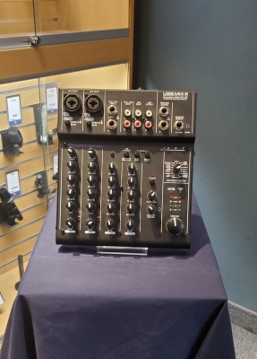 ART Pro Audio - USBMIX6