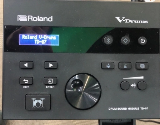 Roland - VAD103 2