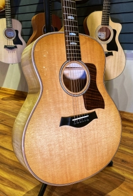 Taylor Guitars - 618E 2