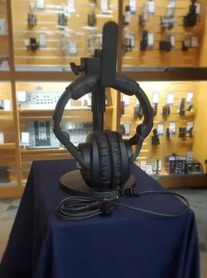 Sennheiser - HD 300 PRO