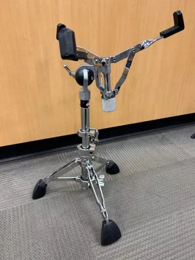 GIBRALTAR 9000 SNARE STAND W/ULT ADJ BASKET