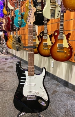 Store Special Product - Fender Player Stratocaster