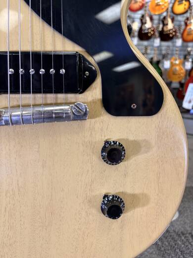 Gibson Custom Shop Les Paul Junior TV Yellow 2