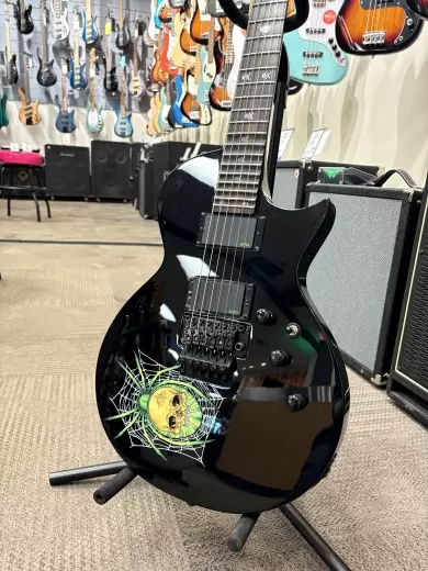 ESP Guitars - LKH3 2