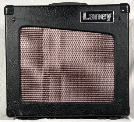 │LANEY CUB-12R