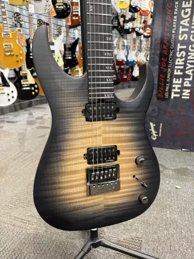 Schecter Banshee w/ Evertune 2