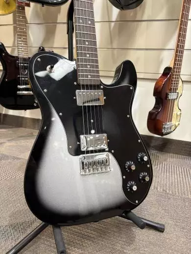 Squier FSR Telecaster Deluxe 2