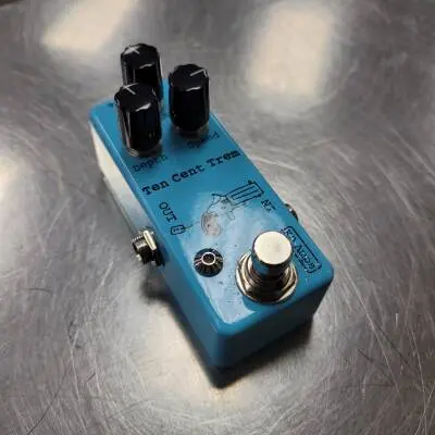 Ko Amps Ten Cent Tremolo 2