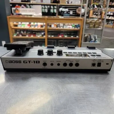 BOSS - GT-1B 2