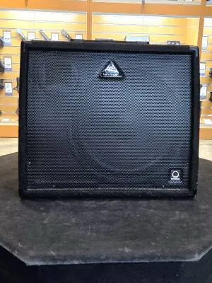 Behringer - KXD15