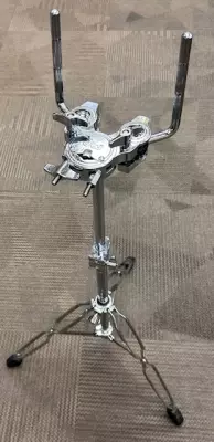 DW 3000 SERIES LIGHT WEIGHT DOUBLE TOM STAND 3