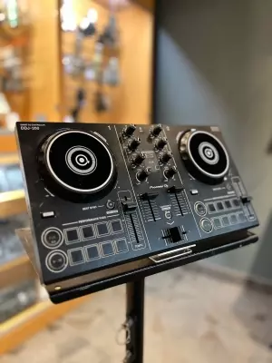 Pioneer DJ - DDJ-200