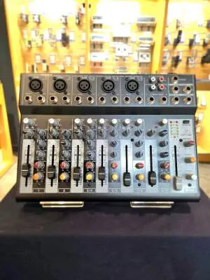 Behringer - 1002B