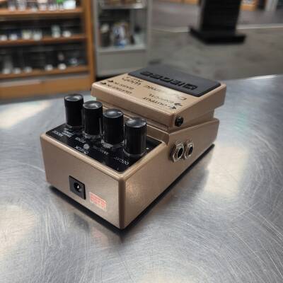 BOSS Dynamic Wah | Long & McQuade