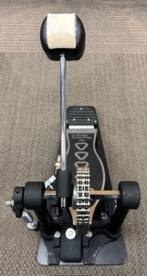 DW 3000 SERIES SINGLE BASS DRUM PEDAL 3