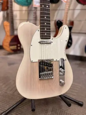 Fender - 014-0550-501 2