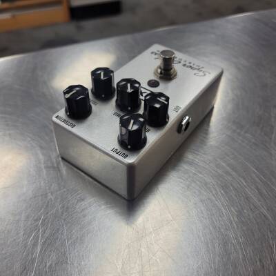 MXR MXR Super Badass Distortion Pedal | Long & McQuade