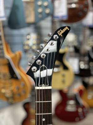 Gibson 80's Explorer Silverburst 2
