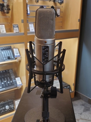 Store Special Product - RODE - NT2A PACKAGE