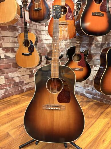 Gibson 2019 J-45 Vintage Ltd | Long & McQuade
