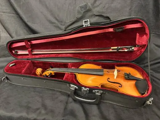 Stratus by Eastman SVL130B 3/4 Violin 2